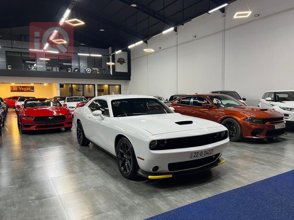Dodge Challenger